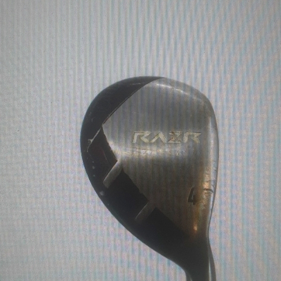 Callaway RAZR X 4 Hybrid 24 Degrees Graphite A Senior lite Right-Handed